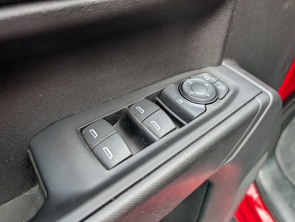 Used 2023 Chevrolet Silverado 1500 Custom AWD/4WD image 16