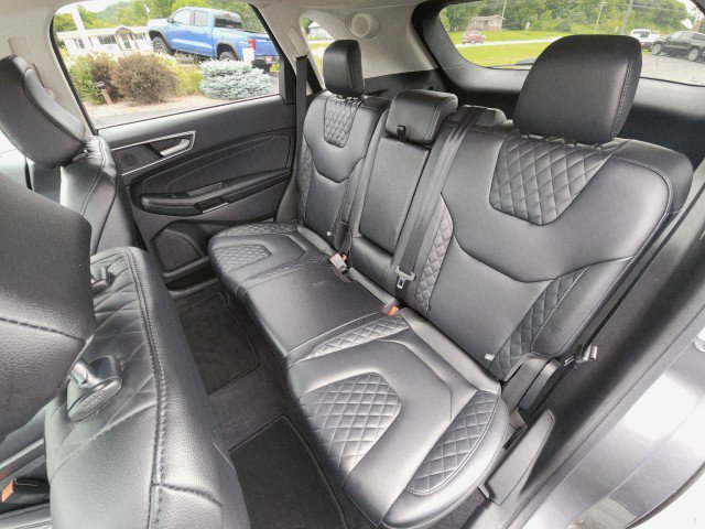 Used 2023 Ford Edge Titanium image 21