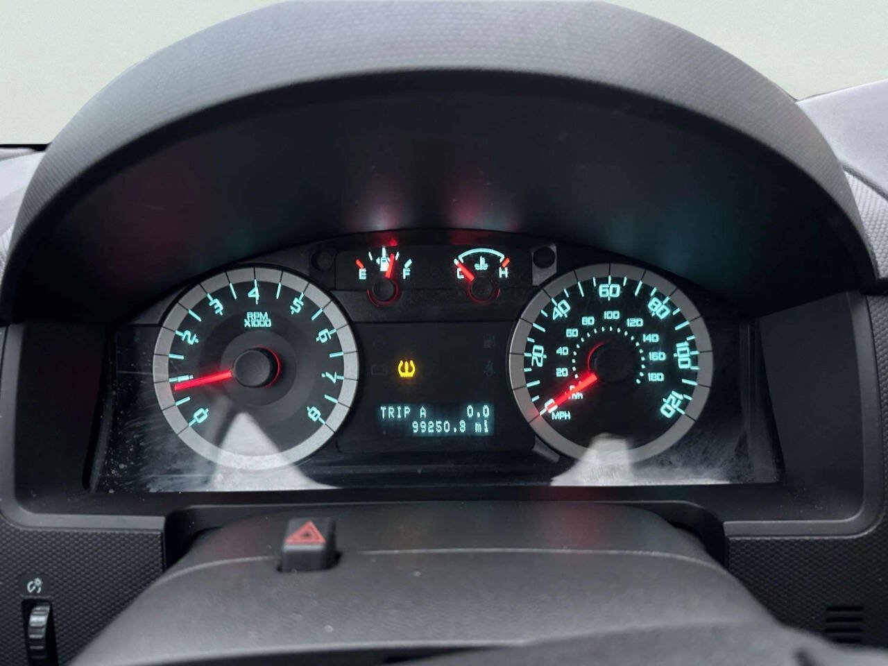 Used 2011 Ford Escape Limited w/ 302A Rapid Spec Order Code FWD image 26