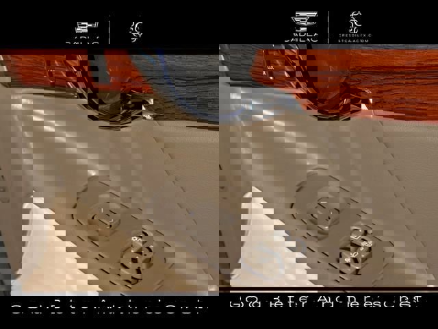 Used 2005 Cadillac De Ville w/ Equipment Group image 24