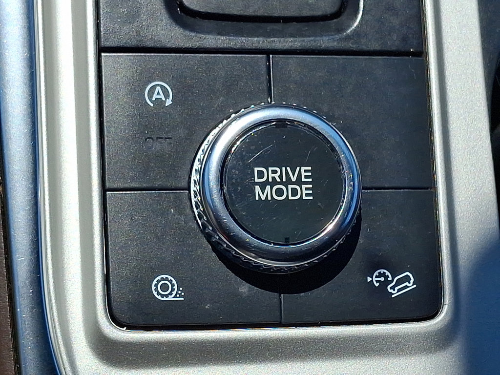 Used 2021 Ford Explorer King Ranch w/ Premium Technology Package AWD/4WD image 32
