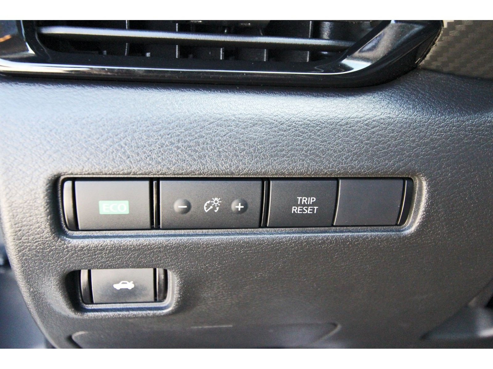 Used 2023 Nissan Sentra SV w/ All-Weather Package FWD image 23