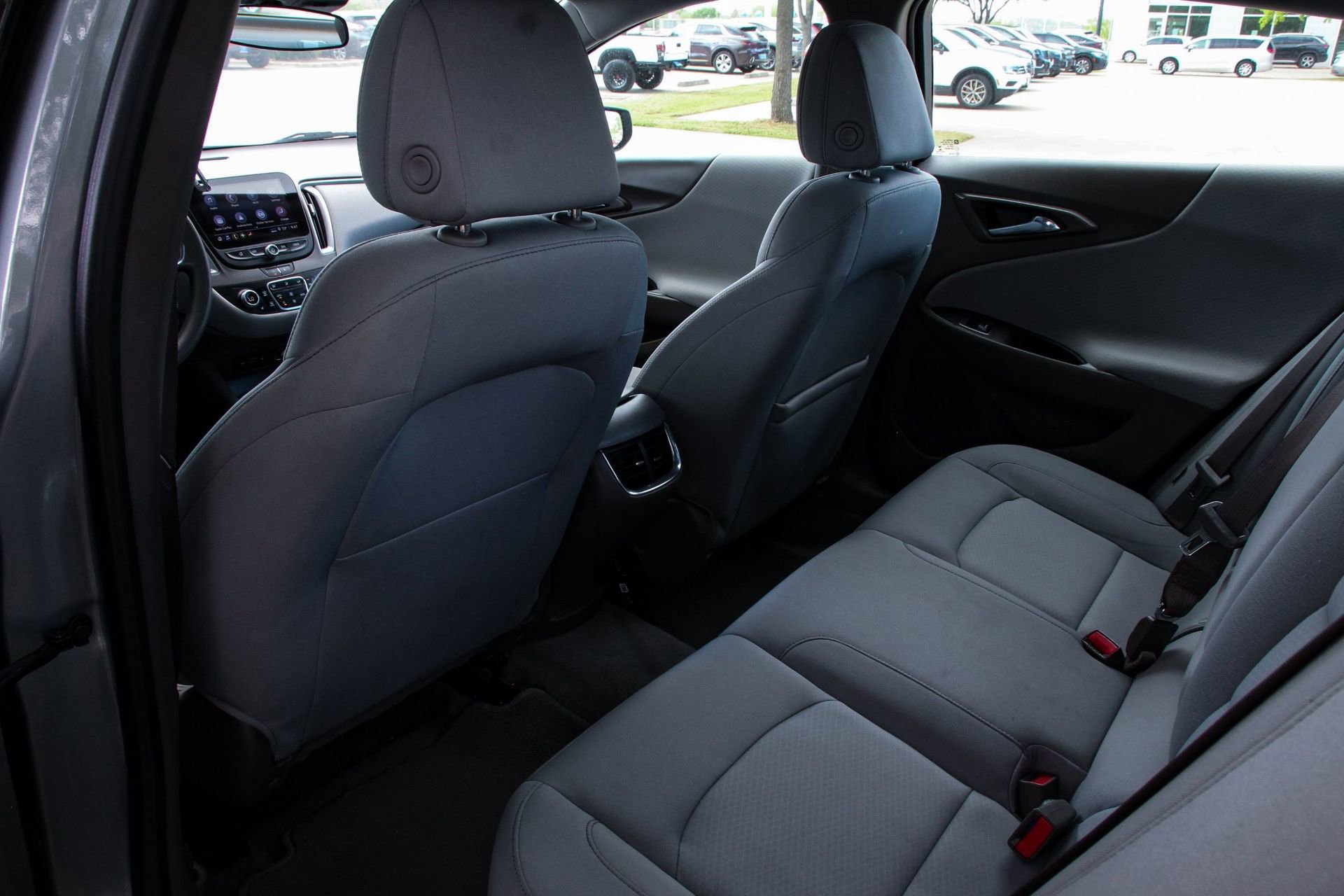 Used 2024 Chevrolet Malibu LT FWD image 39