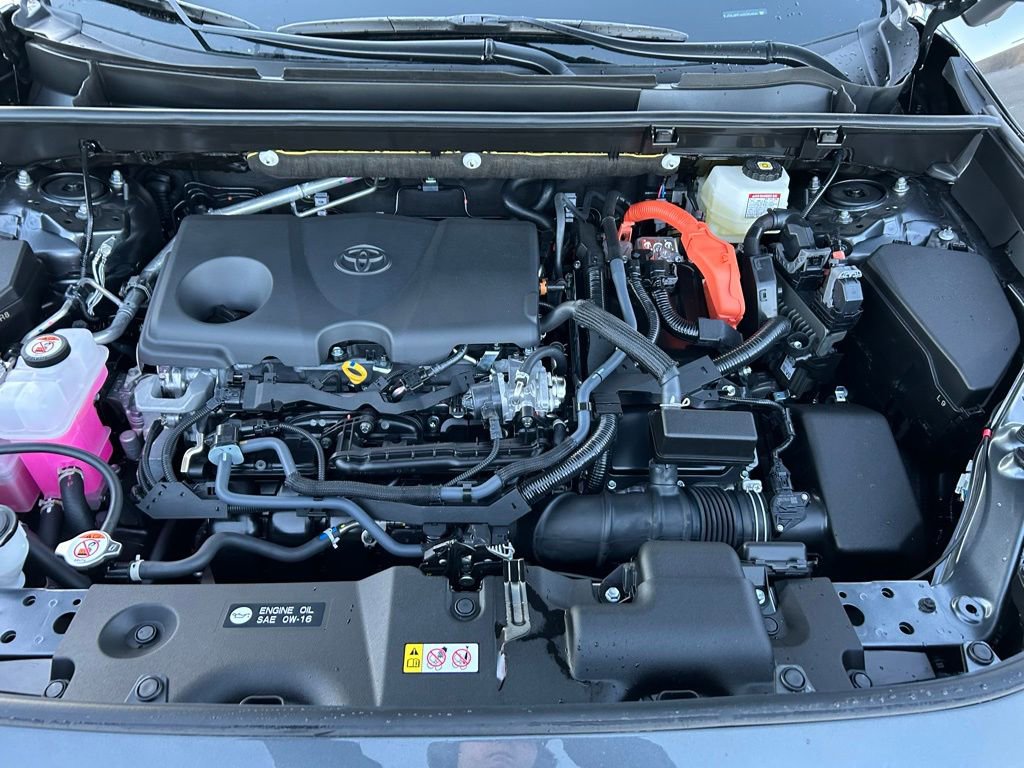 Used 2025 Toyota RAV4 LE image 30