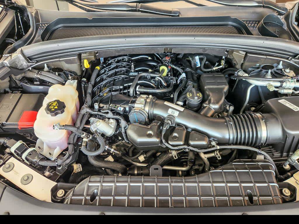 Used 2023 Jeep Grand Cherokee Laredo AWD/4WD image 24