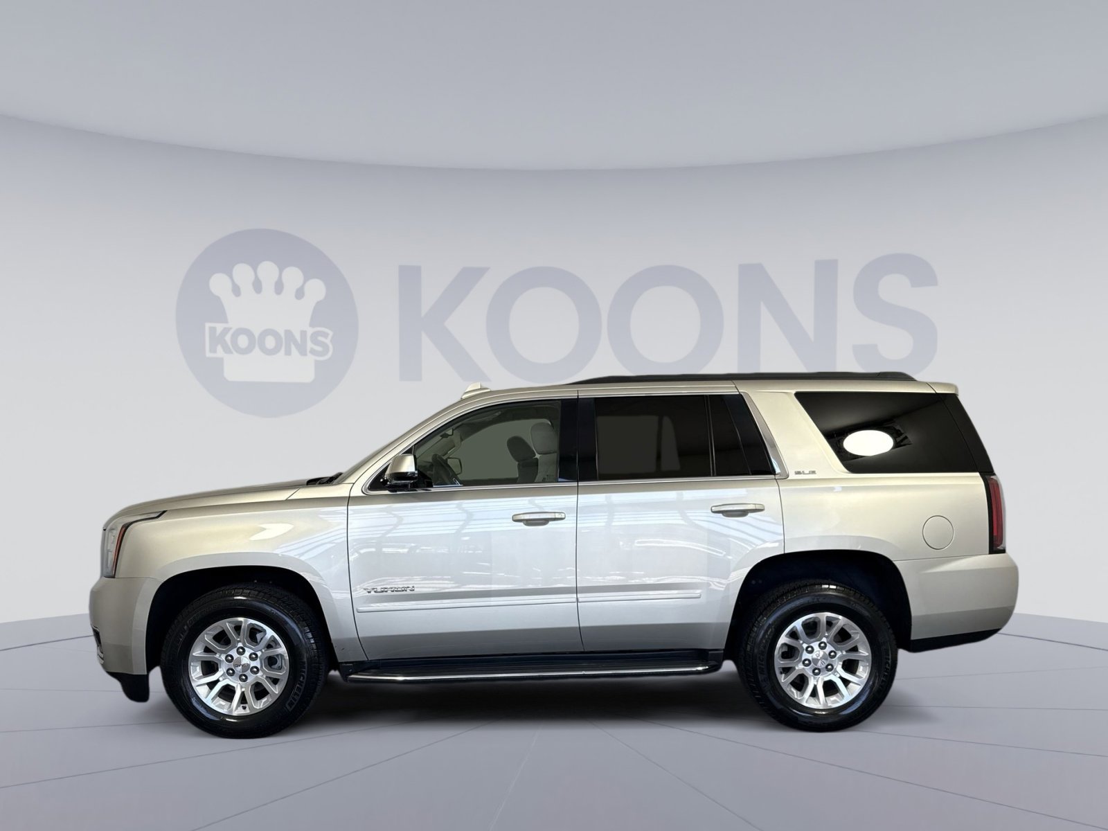 Used 2016 GMC Yukon SLE w/ HD Trailering Package AWD/4WD image 2