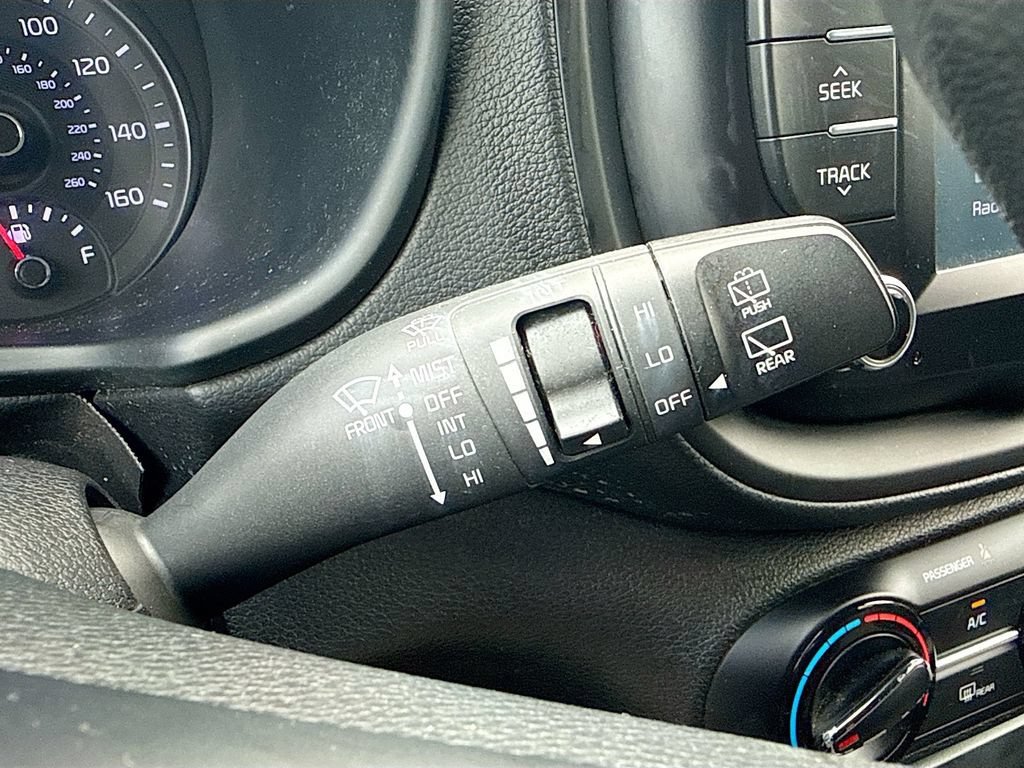 Used 2020 Kia Soul LX FWD image 33
