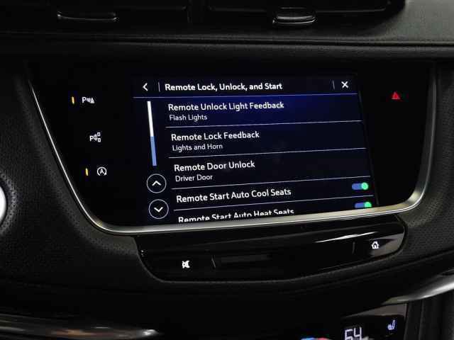 Certified 2022 Cadillac XT5 Sportv w/ Technology Package image 34