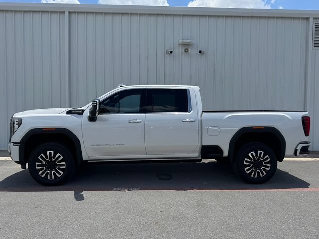 Used 2024 GMC Sierra 2500 Denali Ultimate w/ Max Trailering Package AWD/4WD image 16