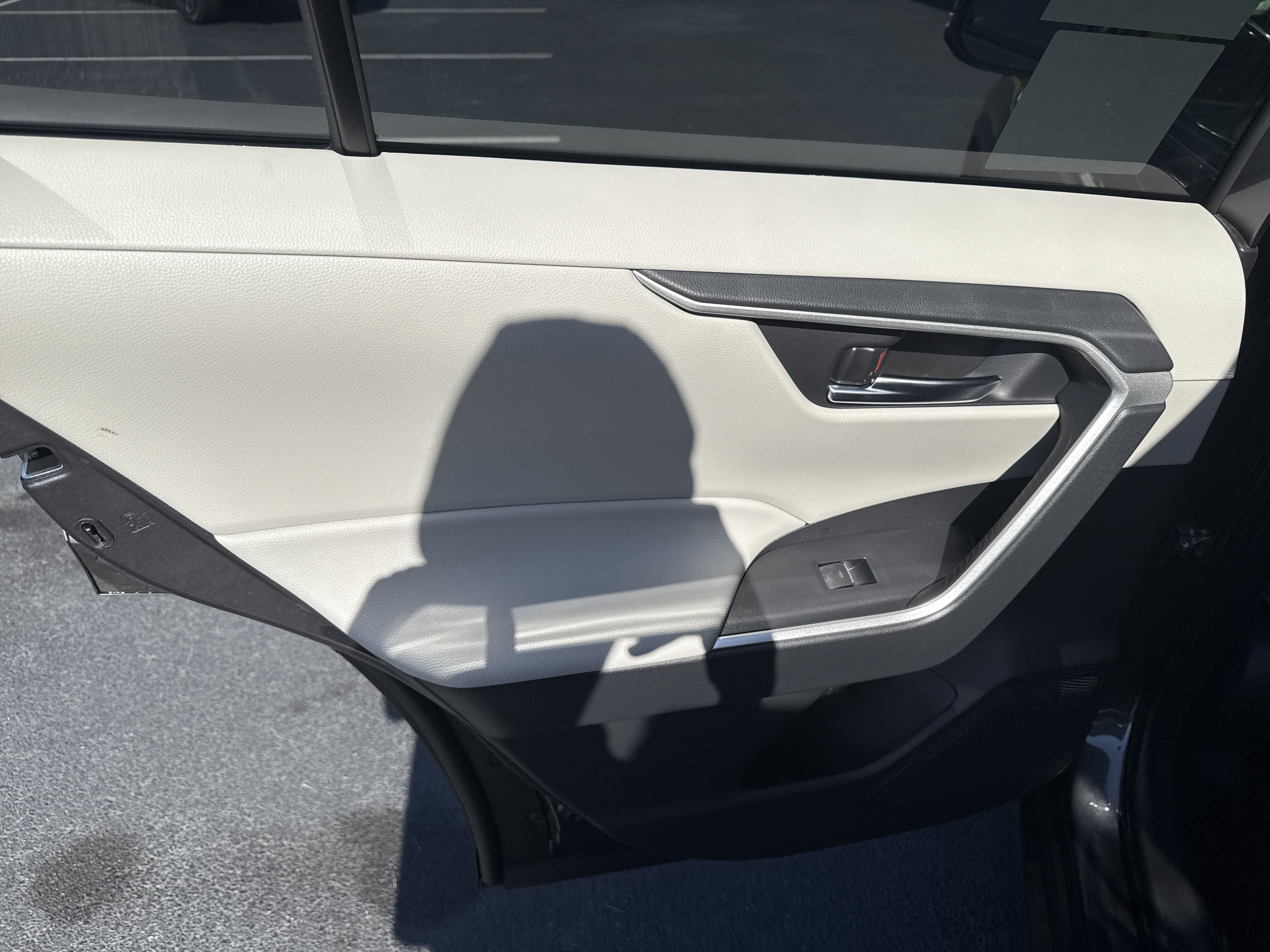New 2025 Toyota RAV4 XLE Premium w/ Weather Package AWD/4WD image 28