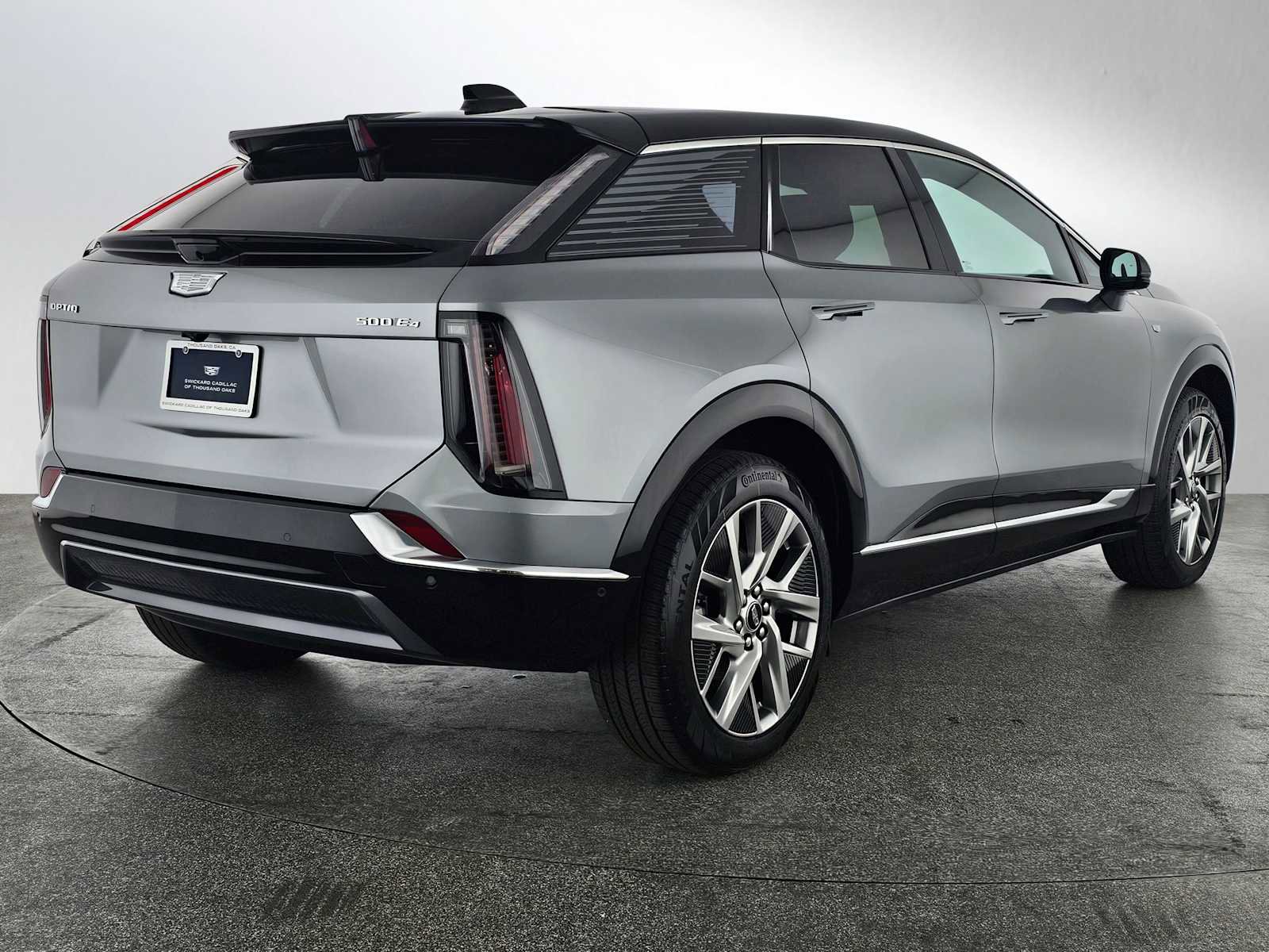 New 2026 Cadillac Optiq Luxury 1 image 3