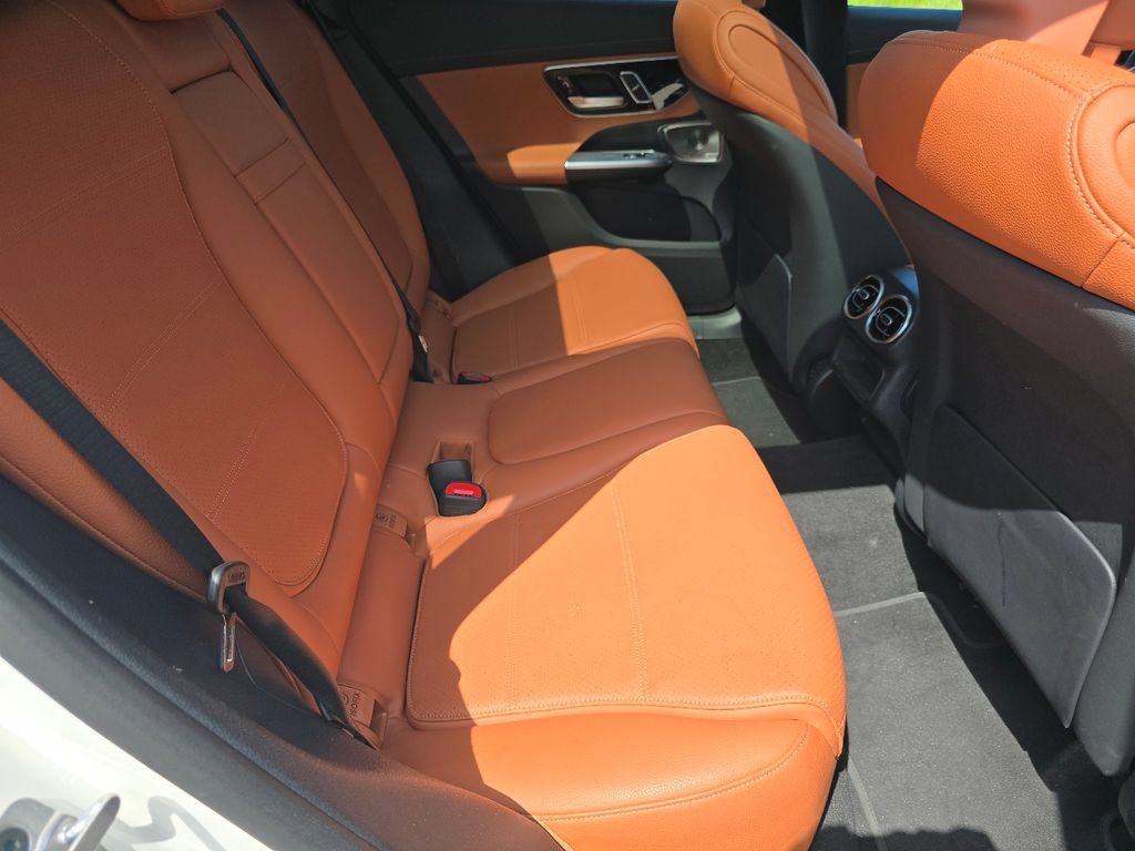 Certified 2023 Mercedes-Benz GLC 300 4MATIC image 21