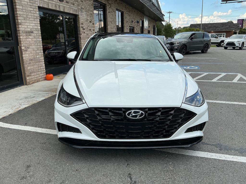 Used 2022 Hyundai Sonata SEL w/ Convenience Package FWD image 3