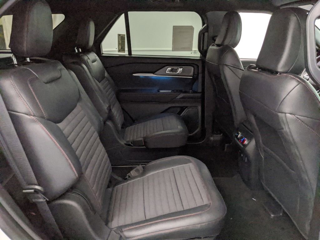 New 2025 Ford Explorer ST-Line w/ Premium Package image 26