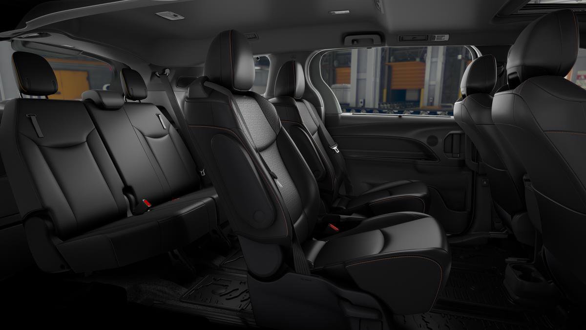 New 2026 Toyota Sienna XLE Woodland Edition AWD/4WD image 2