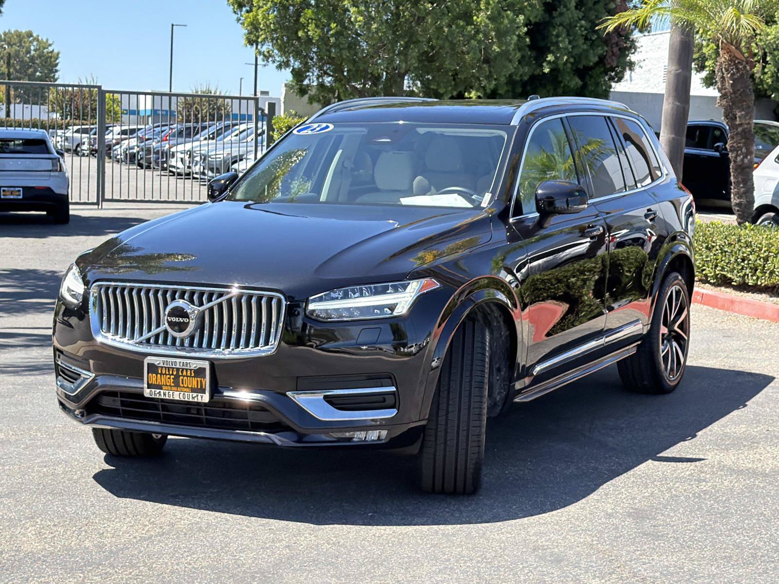 Certified 2023 Volvo XC90 B6 Plus w/ Protection Package Premier AWD/4WD image 3