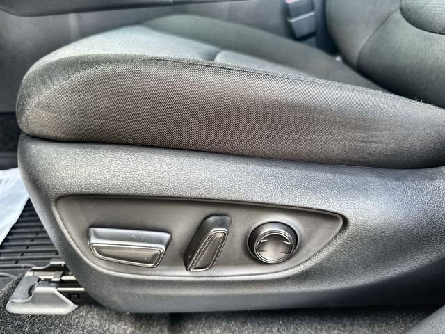 Used 2025 Toyota RAV4 XLE w/ Convenience Package image 21