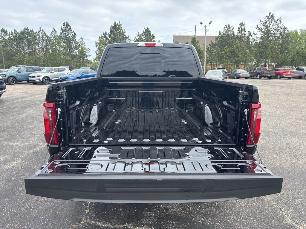 Used 2025 Ford F150 XLT w/ Equipment Group 302A MID image 15