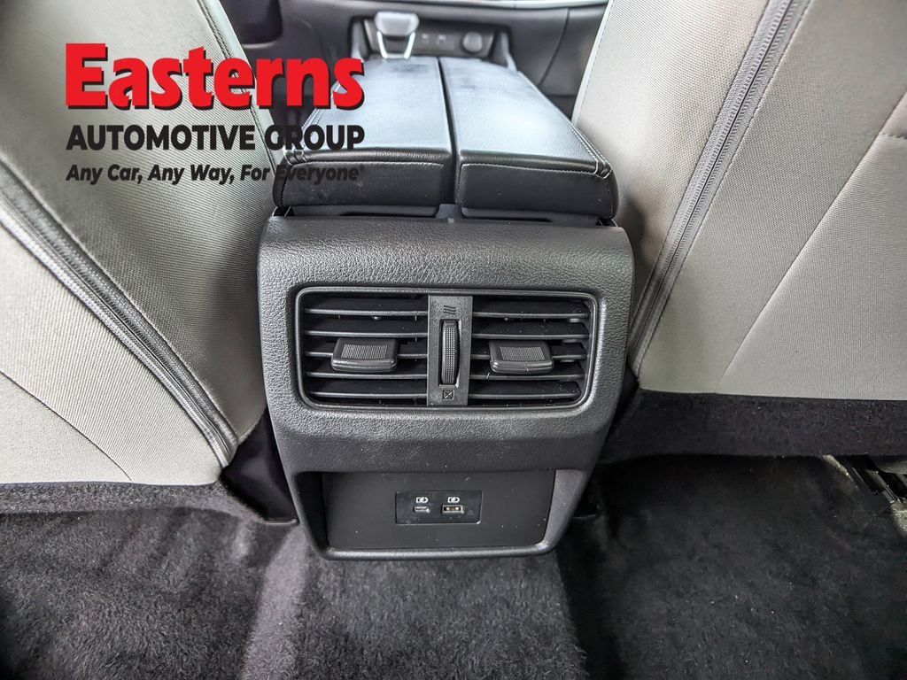 Used 2023 Nissan Rogue SV AWD/4WD image 20