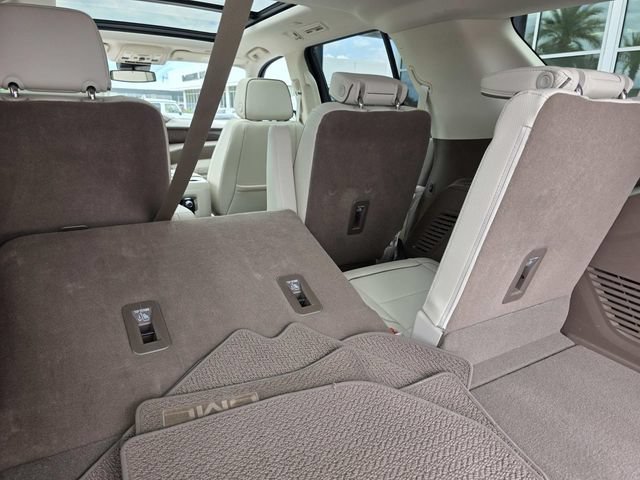 Used 2023 GMC Yukon Denali RWD image 15