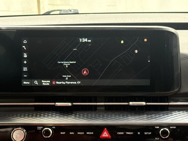 Certified 2024 Kia Carnival SX Prestige FWD image 22