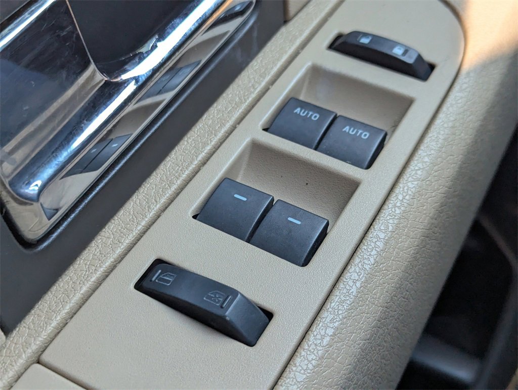 Used 2013 Ford F150 XLT w/ XLT Convenience Pkg image 16