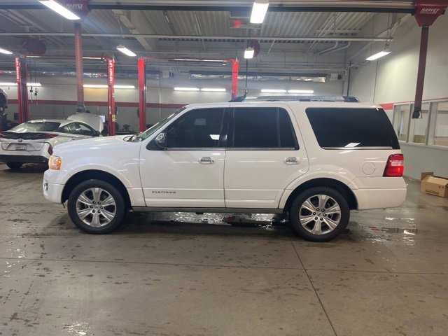 Used 2016 Ford Expedition Platinum image 8