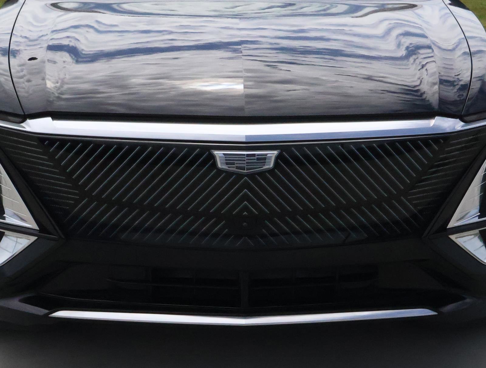 Certified 2024 Cadillac Lyriq Luxury RWD image 8