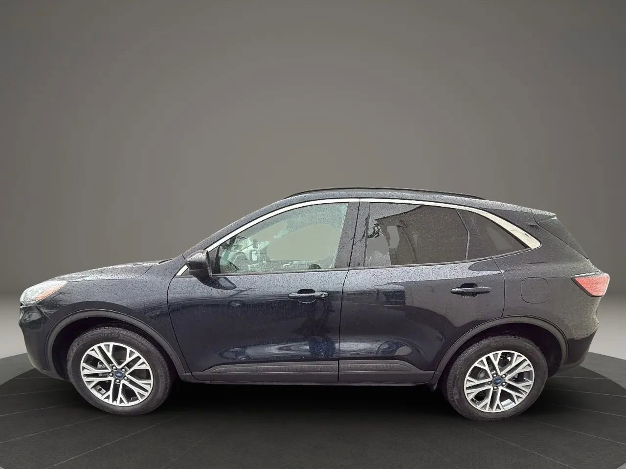 Used 2021 Ford Escape SEL image 8