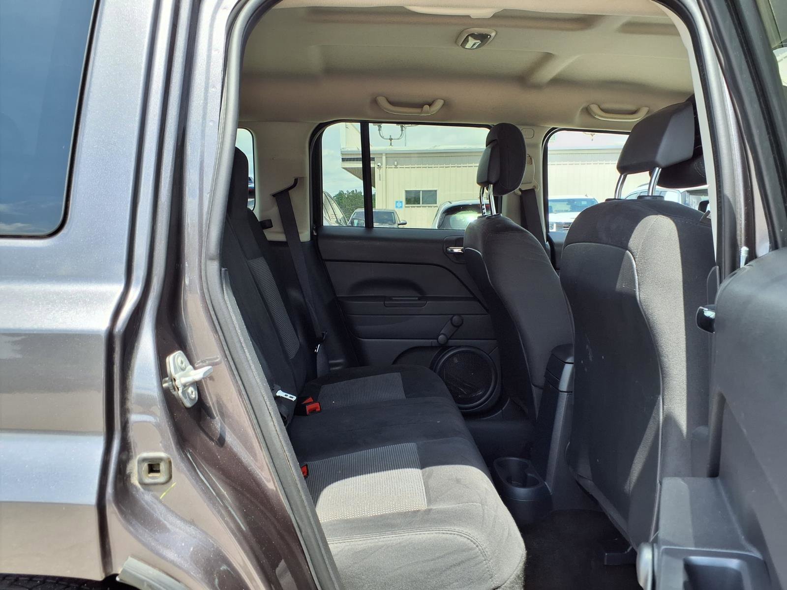 Used 2015 Jeep Patriot Sport FWD image 25
