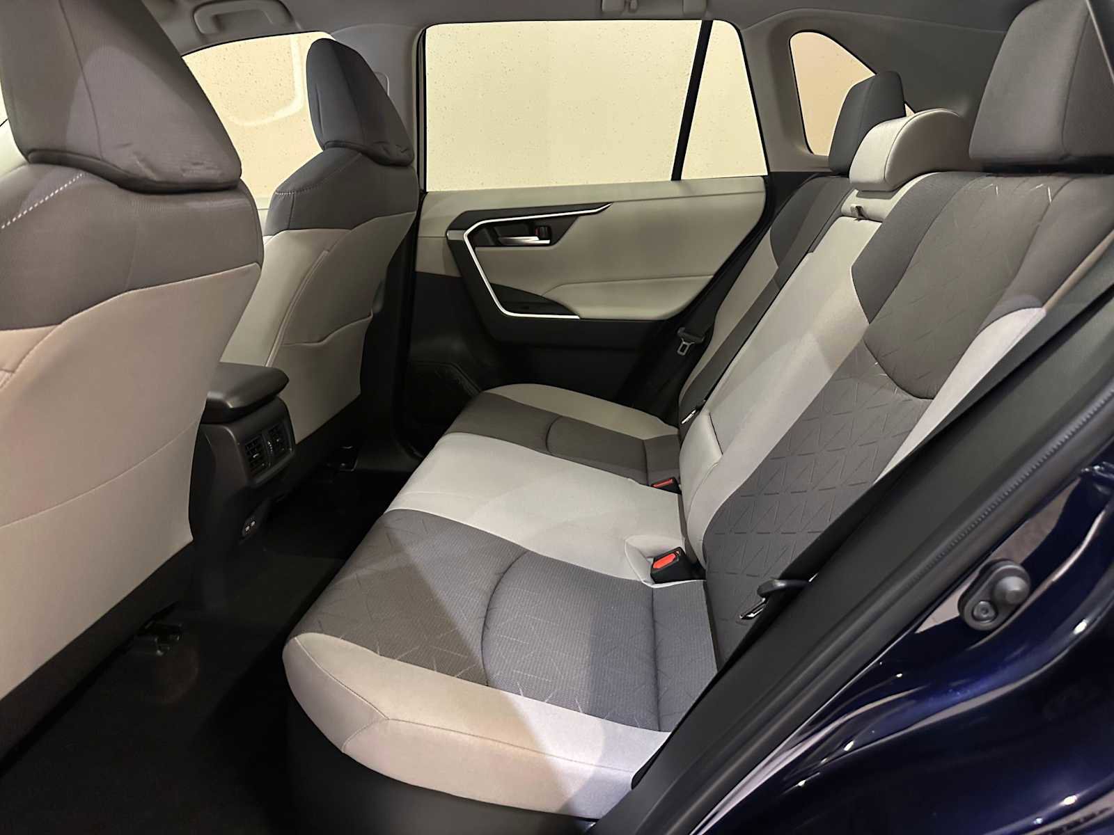 Used 2025 Toyota RAV4 XLE w/ Weather Package image 38