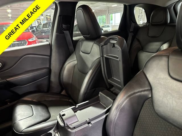 Certified 2021 Jeep Cherokee Latitude Plus AWD/4WD image 23