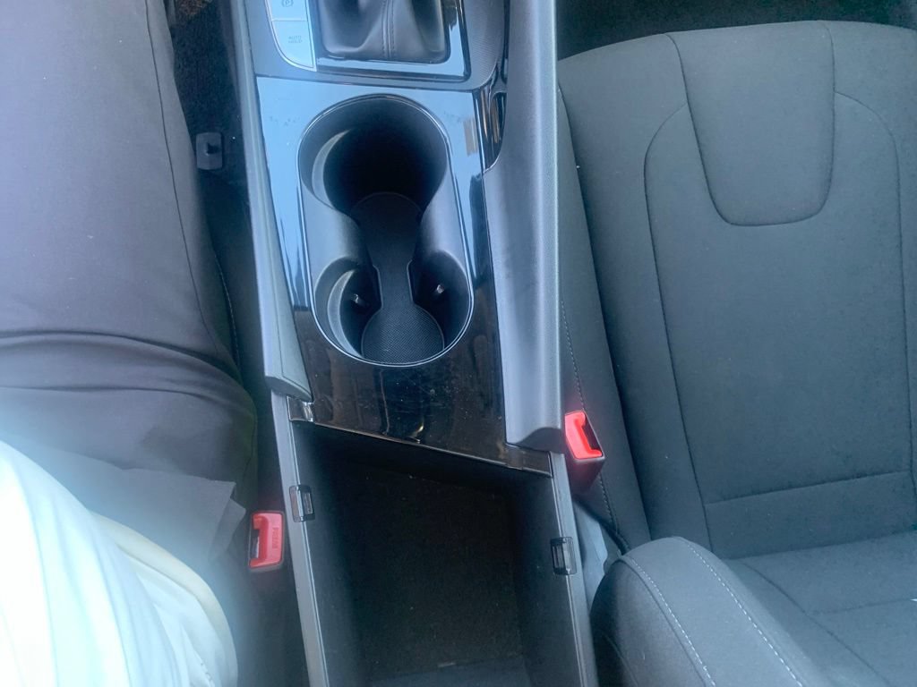 Certified 2025 Hyundai Elantra SEL FWD image 27
