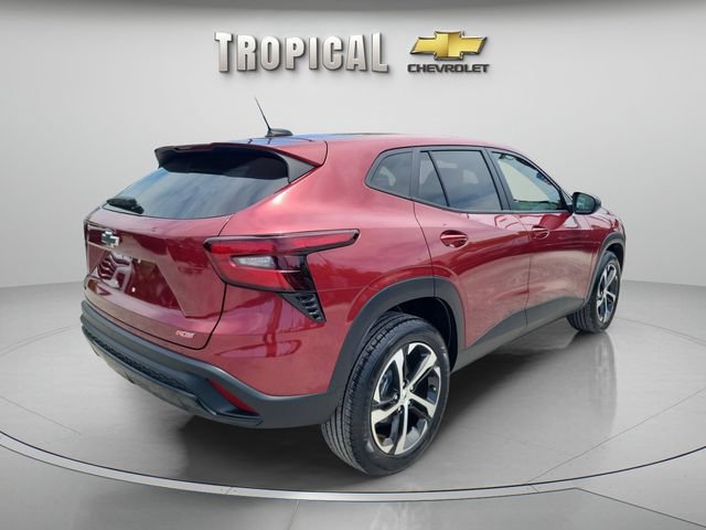 Used 2025 Chevrolet Trax RS w/ Driver Confidence Package FWD image 5