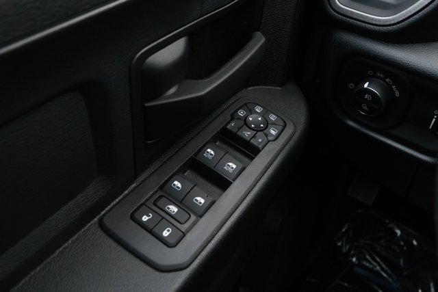 New 2026 RAM 2500 Warlock AWD/4WD image 21