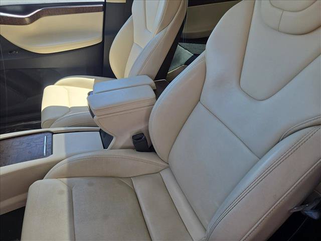 Used 2018 Tesla Model X 100D AWD/4WD image 17