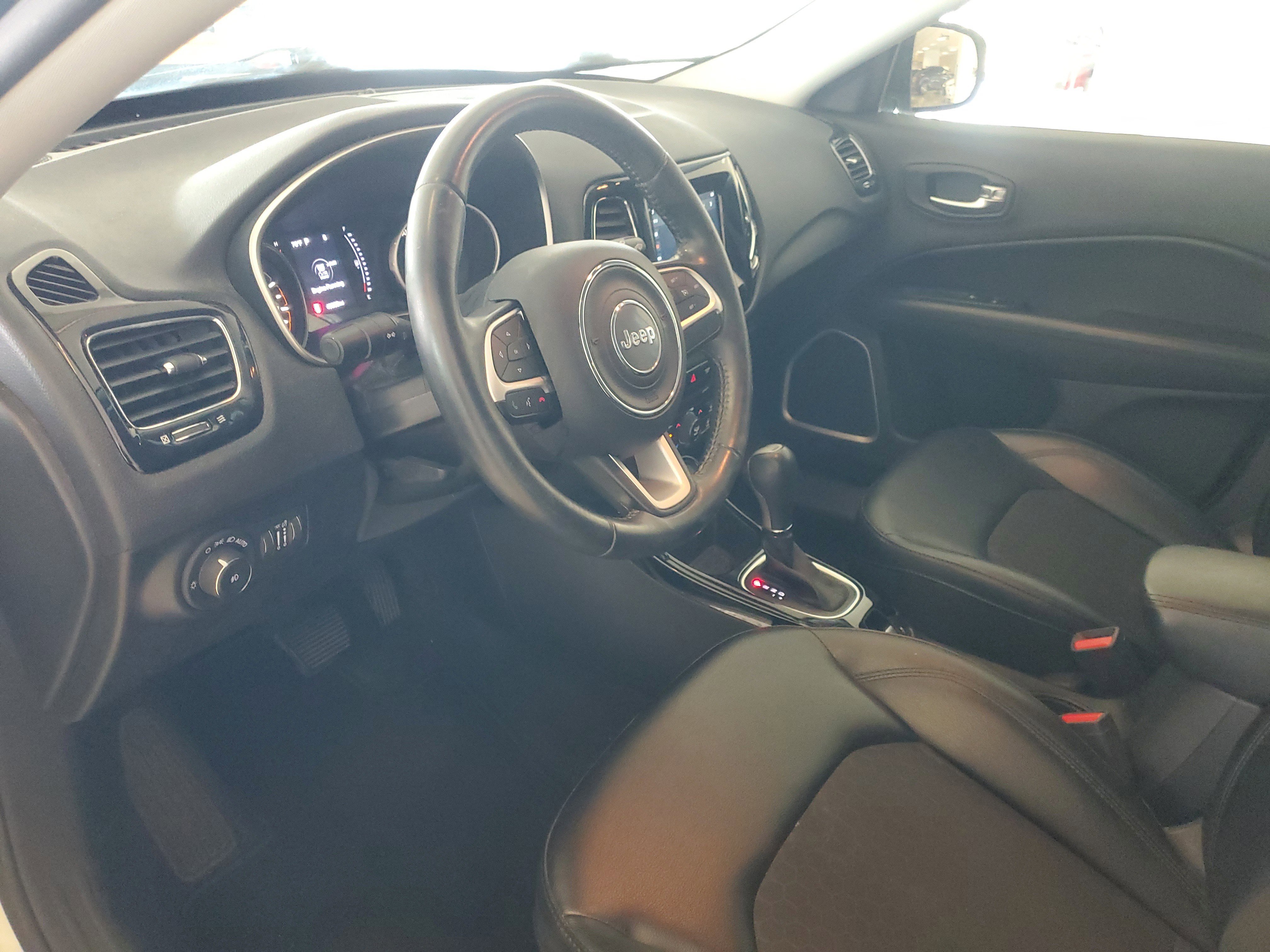 Used 2020 Jeep Compass Altitude image 19