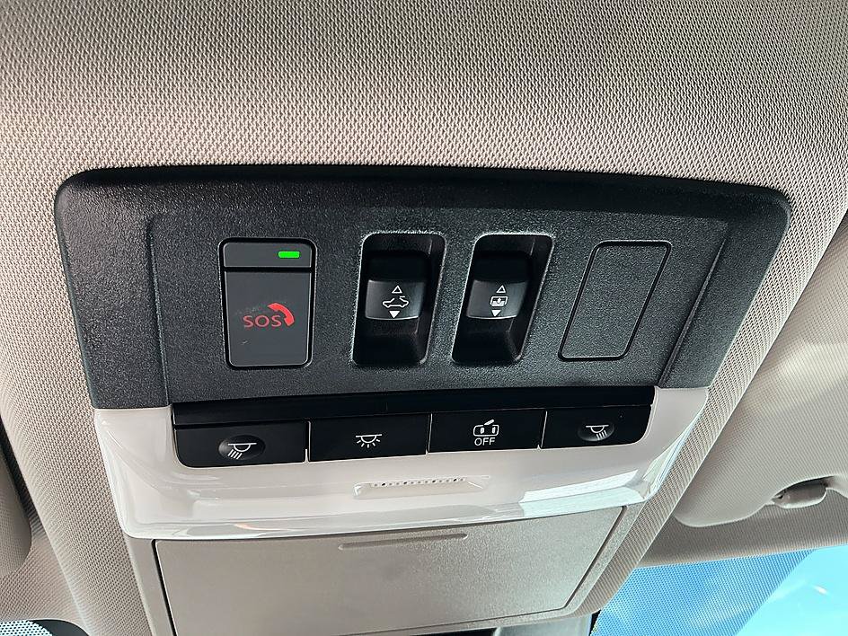 Certified 2023 Nissan Rogue SL w/ SL Premium Package AWD/4WD image 23