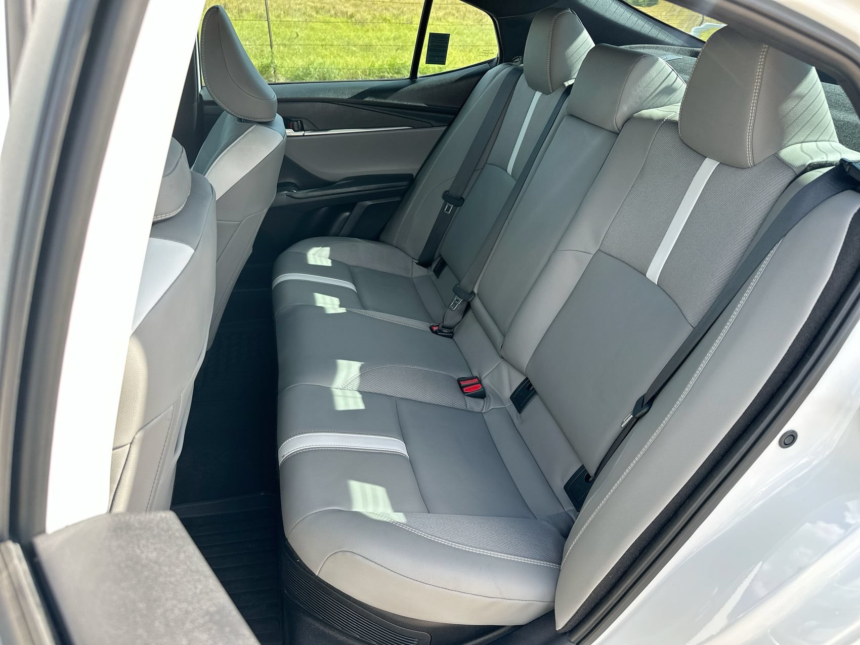 Used 2025 Toyota Camry SE FWD image 21