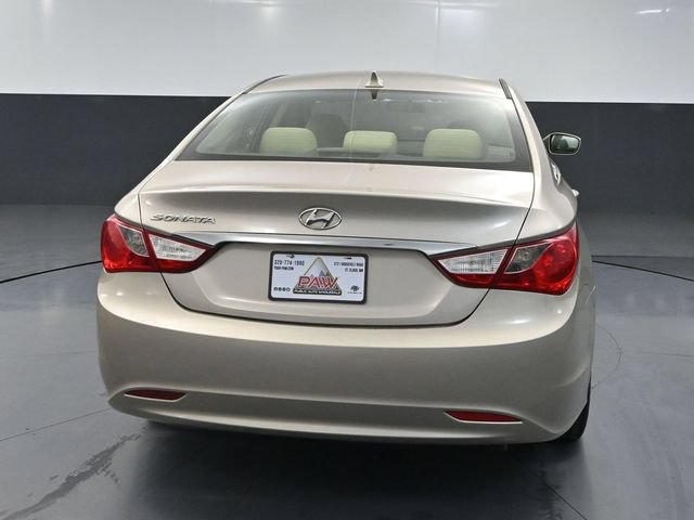 Used 2011 Hyundai Sonata GLS FWD image 4