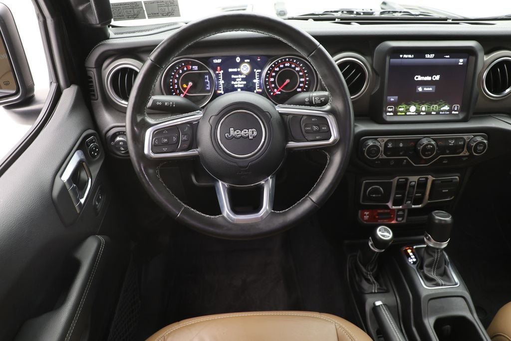Used 2021 Jeep Gladiator Rubicon AWD/4WD image 16