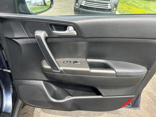 Used 2019 Kia Sportage LX AWD/4WD image 37