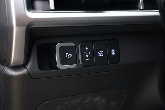 Certified 2025 Hyundai Santa Fe SEL image 12