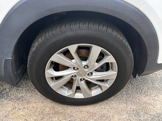 Used 2020 Hyundai Tucson Value w/ Winter Weather Package AWD/4WD image 13