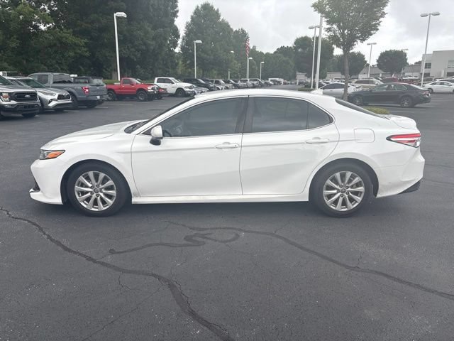 Used 2020 Toyota Camry LE FWD image 9