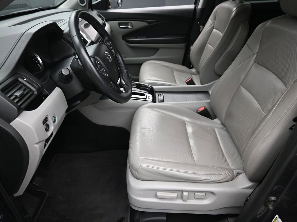 Used 2017 Honda Ridgeline RTL-E image 12