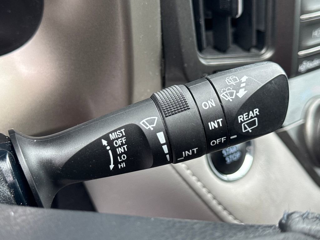 Used 2015 Toyota RAV4 Limited w/ Technology Package AWD/4WD image 37