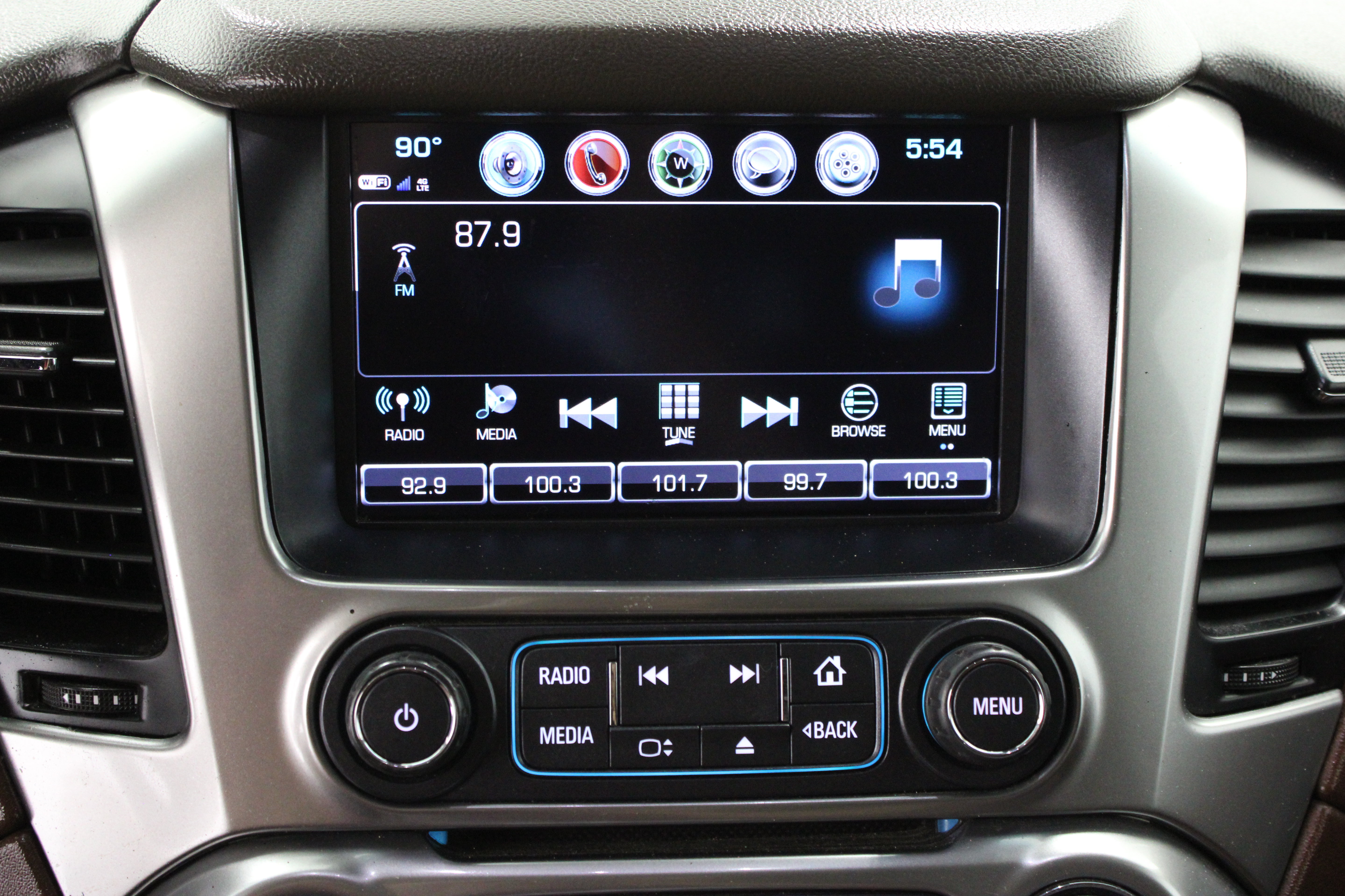 Used 2019 Chevrolet Tahoe Premier AWD/4WD image 19
