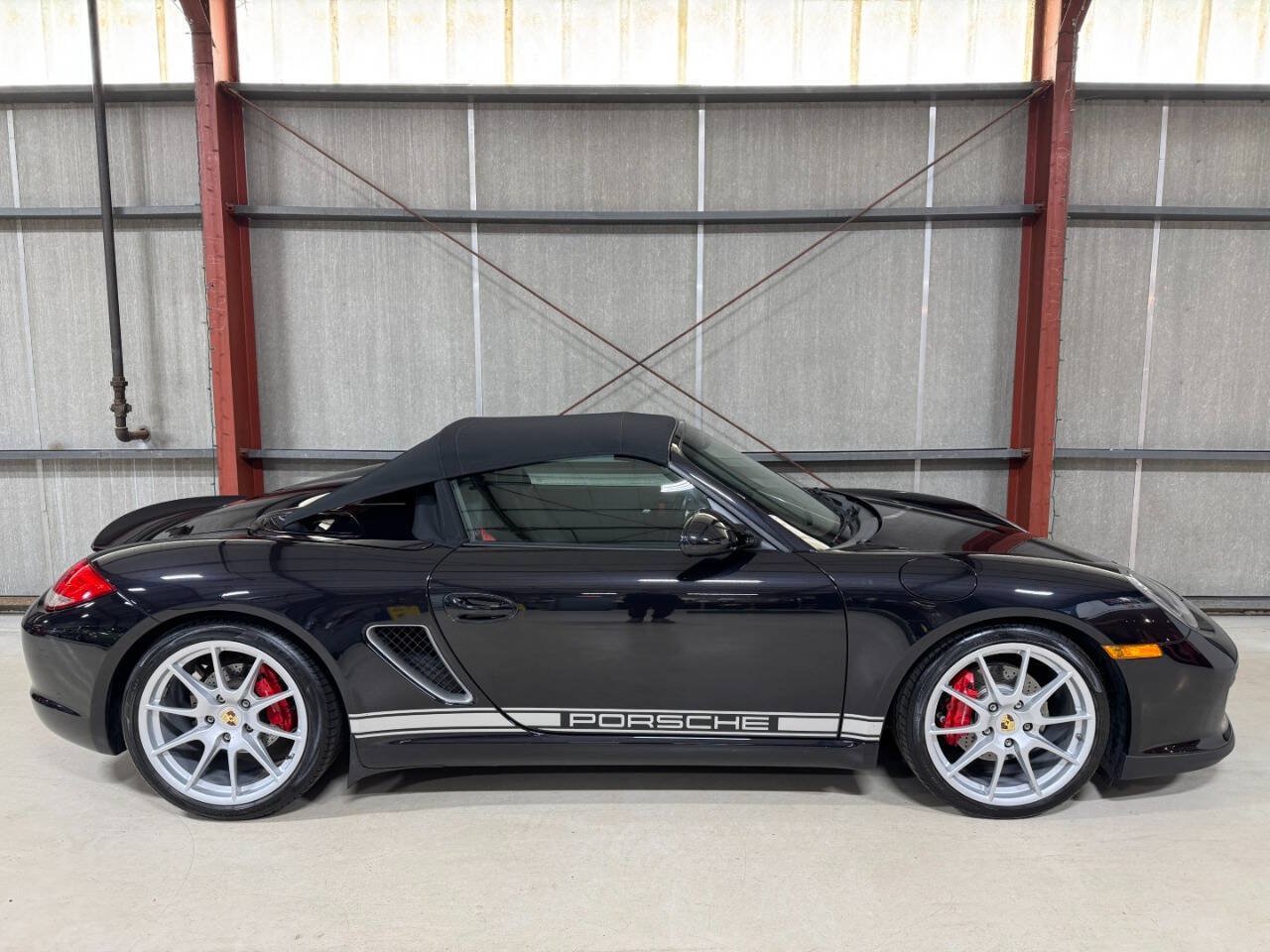 Used 2011 Porsche Boxster Spyder RWD image 33