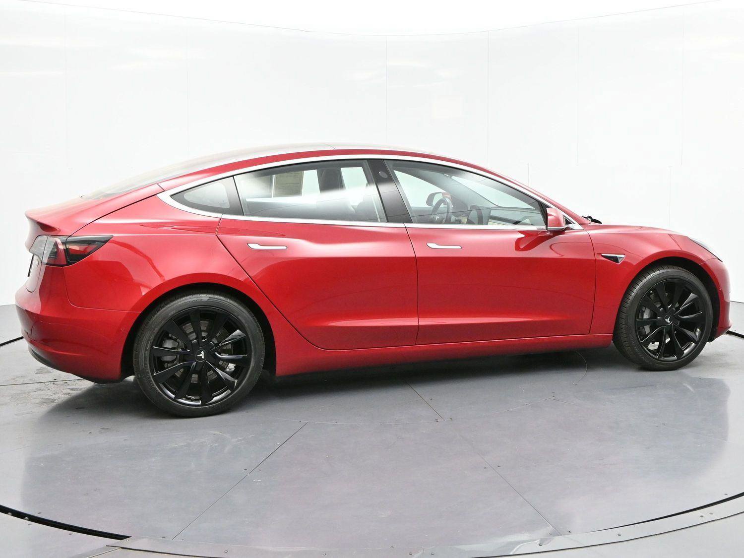 Used 2018 Tesla Model 3 Long Range image 8